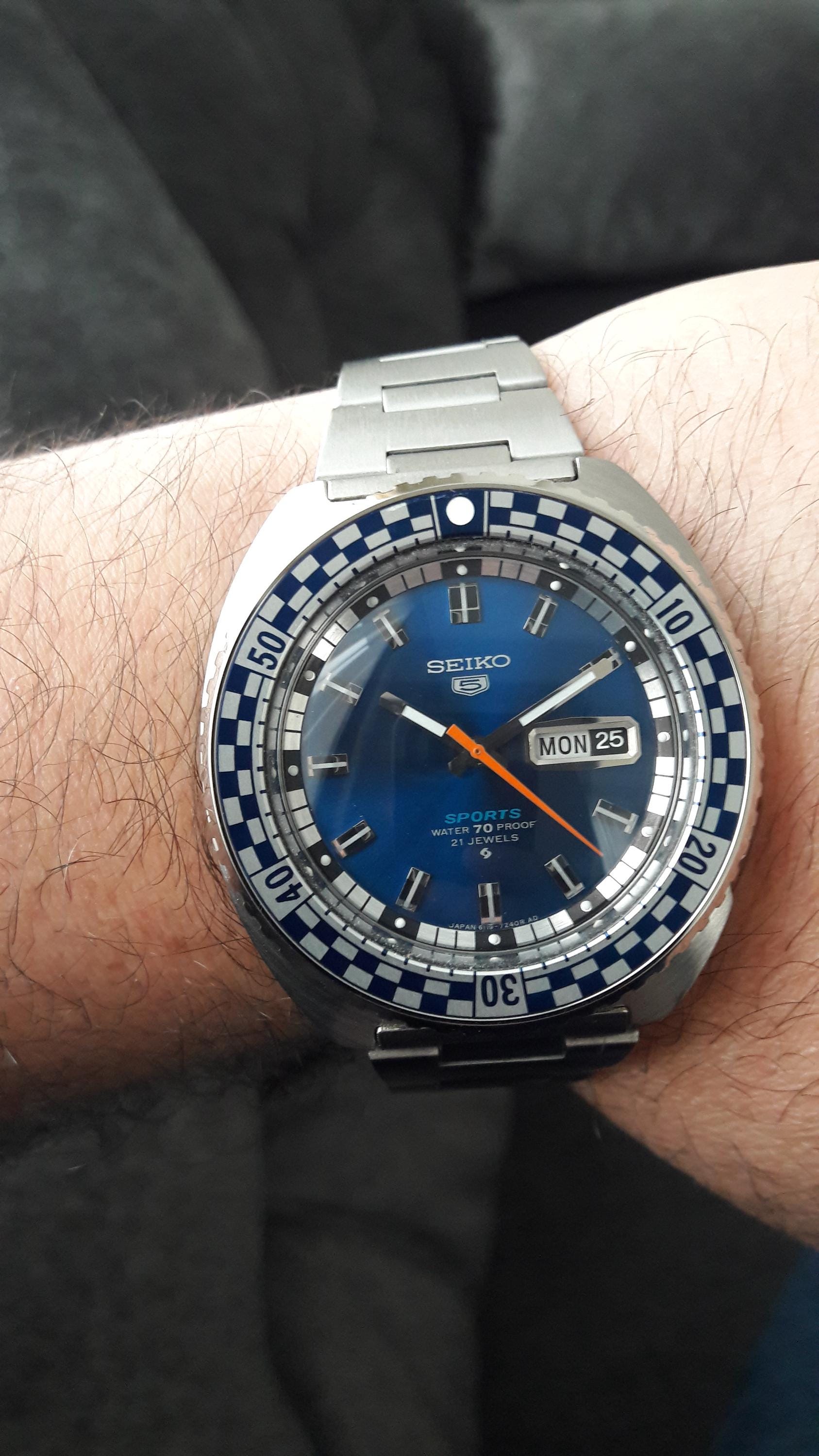 SEIKO セイコー 5 スポーツ チェッカーベゼル メンズ 6119-7173 Seiko 5 Sports Automatic Rally Diver 6119-7173 Blue Dial