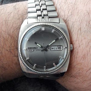Vintage   Seiko 5  automatic 6319-8060  full original 1977 model very   rare vintage Watch
