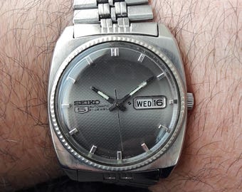 il_340x270.6906499434_lqzg.jpg