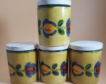 4 Vintage Schramberg Keramik Gewürzdosen Montafon mit neuen Aroma Holzdeckeln West German Pottery