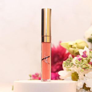 A.Monét &quot;Shine Me Up&quot; Lip Gloss