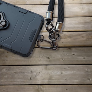 Universal Mobile Phone Chain With Carabiner and Connection Patch Crossbody Cell Phone Case Lanyard Hands-Free Shoulder Chain Phone Tether
