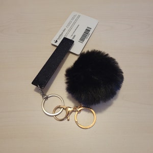 Card Grabber Clip met Pom Pom sleutelhanger, debet creditcard trekker met plastic clip sleutelhanger, druk op spijkers bescherming, kerstcadeau idee