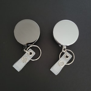 Einziehbarer Schlüsselanhänger, einziehbarer ID-Ausweishalter mit Gürtelclip, Weihnachtsgeschenk für Mitarbeiter des Etiketts, Ausweisrolle für Büroangestellte,