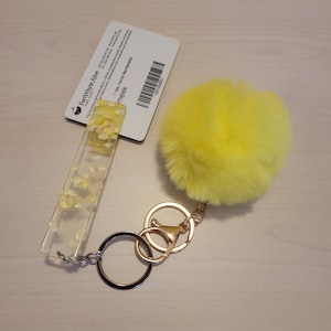 Clip de saisie de cartes avec porte-clés Pom Pom, extracteur de carte de débit/crédit avec porte-clés, protection pour ongles longs, idée cadeau de Noël pour les enseignants