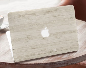 bamboo macbook pro case