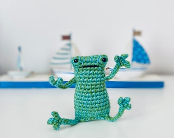 Quick Leggy Froggy Crochet Pattern.