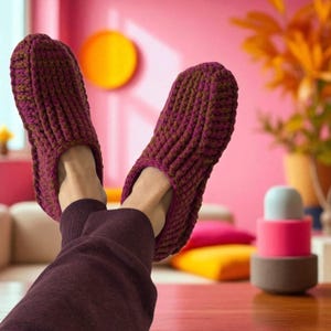 Crochet Slipper Socks Pettern image 10