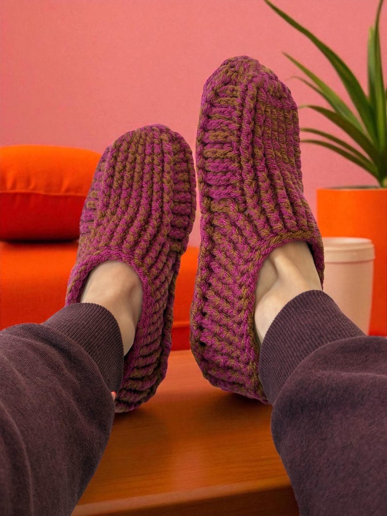 Crochet Slipper Socks Pettern image 14