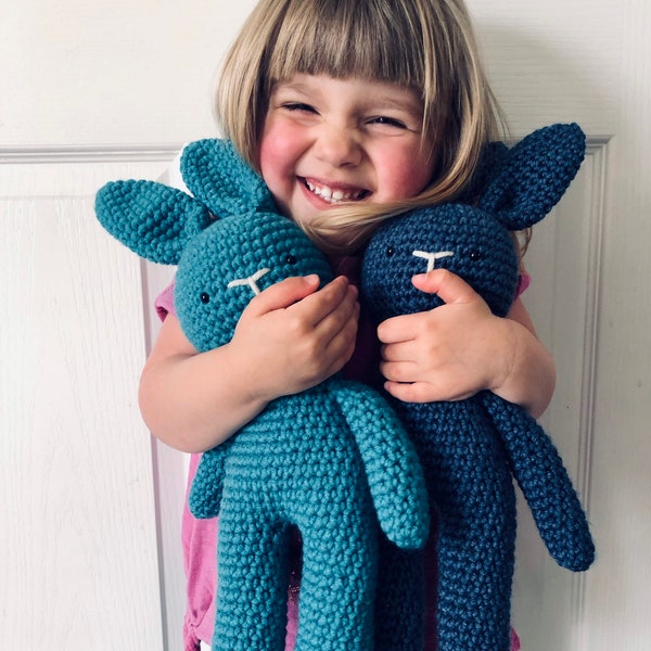 Crochet Bunny Pattern / Bunny Amigurumi / Crochet Toy / Stuffed Cuddly Toy.