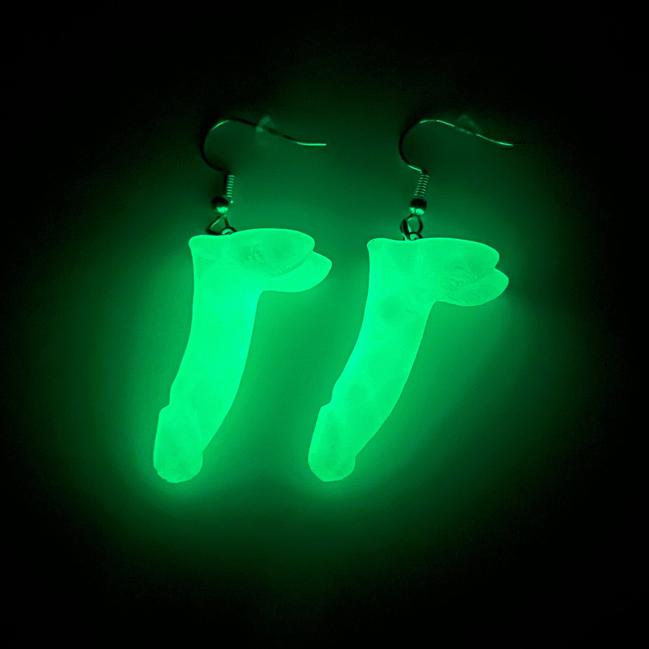 CalExotics Naughty Bits I Leaf Dick Glow-in-the-Dark Weed Leaf Dong main image 1