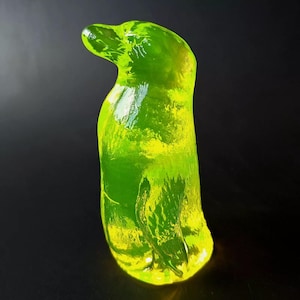 Uranium Glass Figurine Penguin Art Deco Vaseline Yellow Clear Glass Statue Bird Depression Glass Animal Art Glass