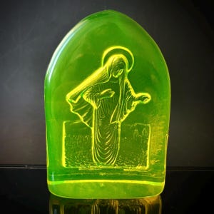 Uranium Glass Virgin Mary Figurine: Art Deco Vaseline Glass Collectible