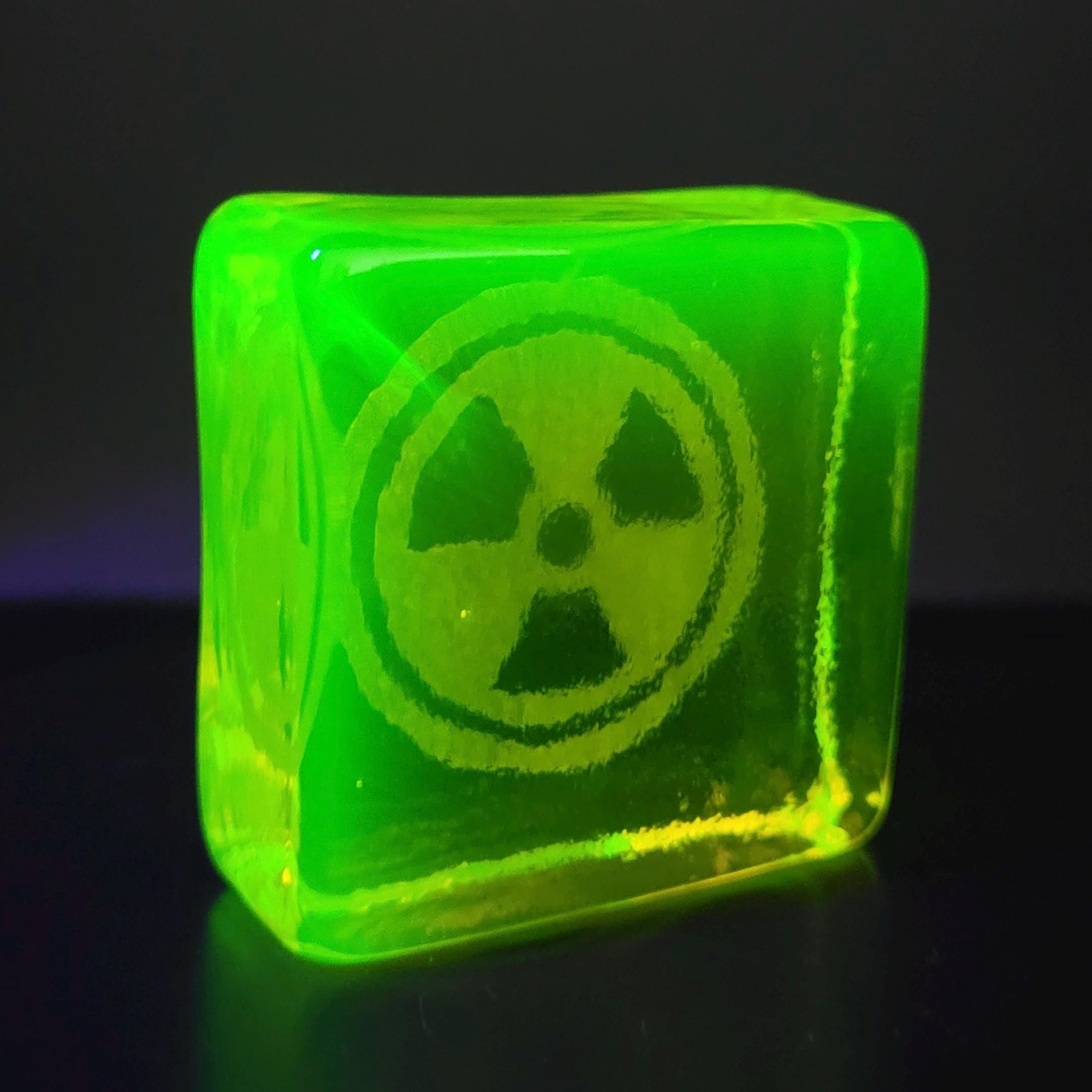 Vintage 1960s Uranium Glass Cube Figurine - Vaseline Yellow Glass, Glows Under UV - Art Deco Style