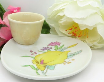 Vintage Floral Egg Cup with Attached Saucer: Cameron Japan