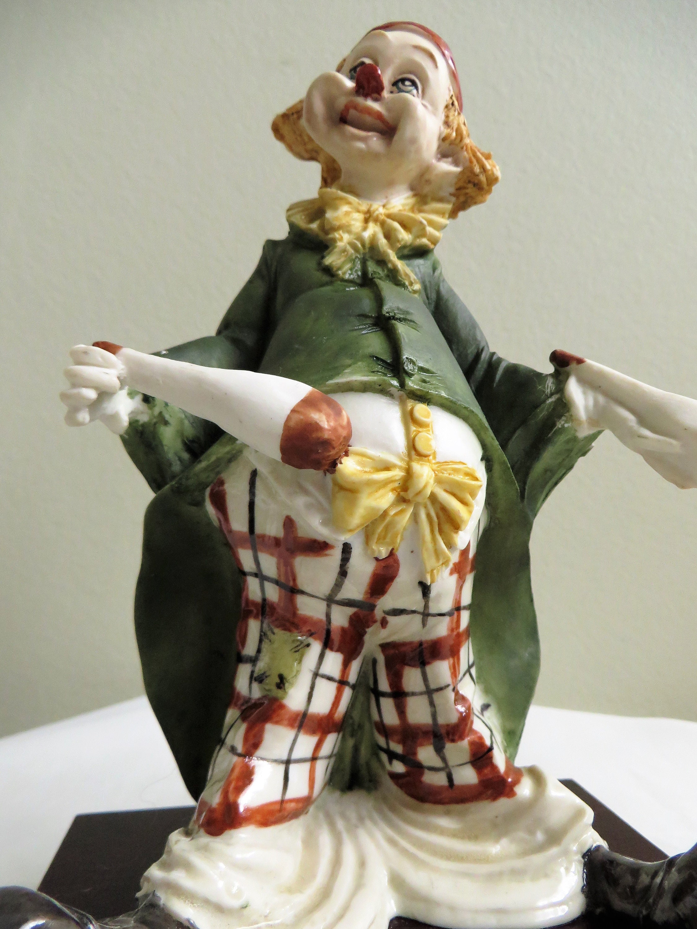 Clown ceramic figurine 7 Pucci juggling hobo figurine | Etsy