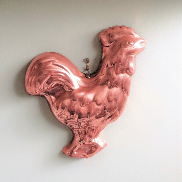 Copper toned chicken mold Vintage cottage farmhouse wall decoration 11" long by 9.75" wide Aspic or jelly mold