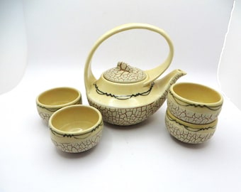 Vintage Vietnamese Teapot and 4 cups set Bat Trang Crackle Snakeskin Pattern Kairagi Hand Painted Ritual Teaware