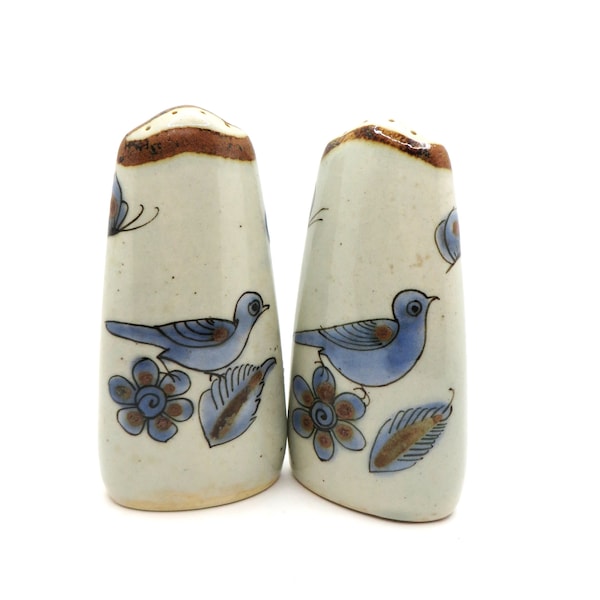 Tonala Salt and pepper shaker set Mexican pottery Hand painted bird design Blue birds Folk art style