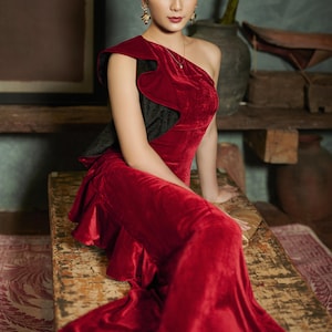 Red Mulberry Silk Velvet Dress , Luxurious Silk Velvet Ruffle Dress, Long Dress, Wedding Dress for Women, Party Dresses, Made to Order Dress