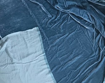 Tissu de velours Celeste Blue Silk par cour