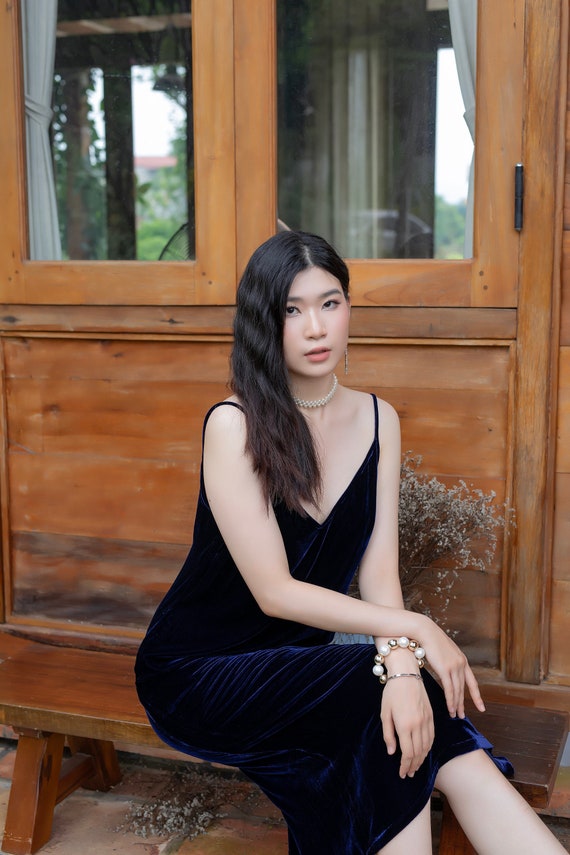 Silk Velvet Slip Dress , Luxurious Silk Velvet, Wedding Silk Slip Dress, Made to Order Slip Dress, Side Slit - Etsy Silk Velvet Slip Dress , Luxurious Silk Velvet, Wedding Silk Slip Dress, Made to Order Slip Dress, Side Slit - Etsy