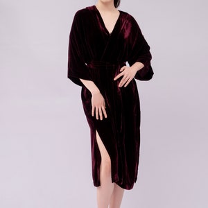 Silk Velvet Bathrobe, Plum Robe Wedding Gift for Her, Velour Robe, Bridesmaids Robe, Velvet robe, Bridal Party Robes