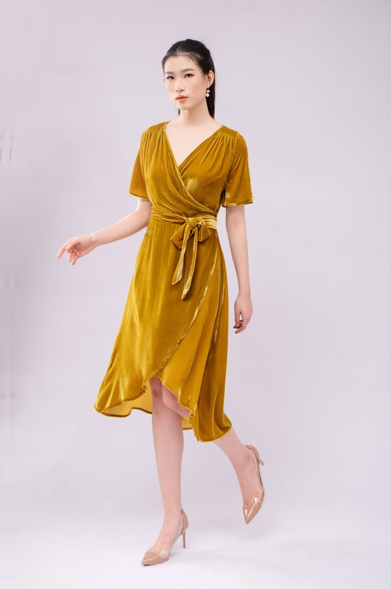 gold velvet wrap dress PLUS velvet wrap dress Latte / 1XL