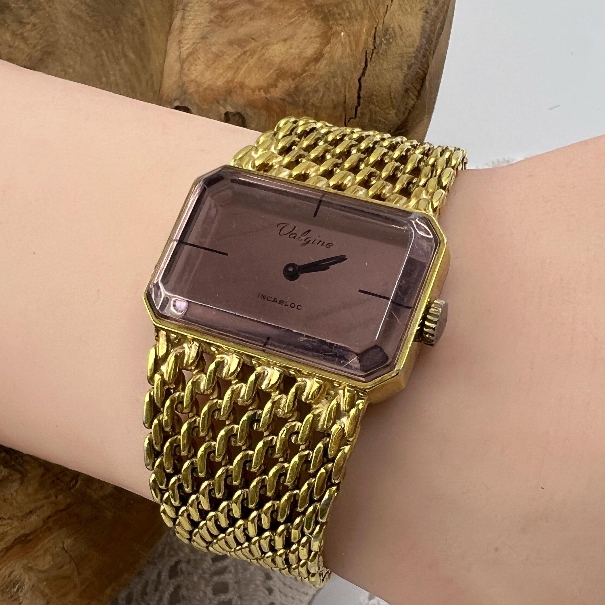 1977 Valgine Swiss 17 Jewels Gold Microns Mirror Dial Smokey