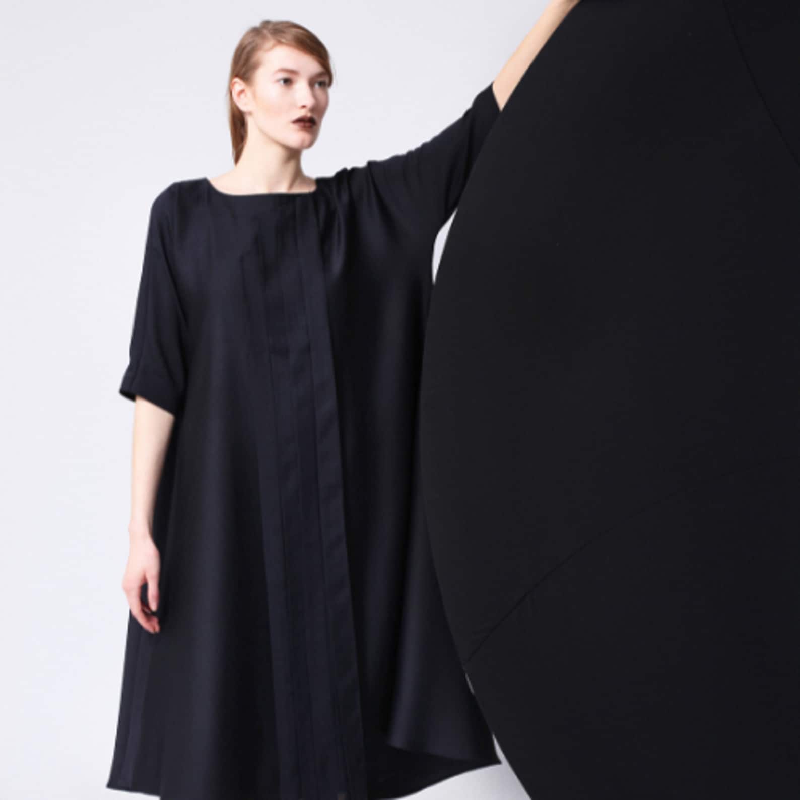 Viscose Plisse Sleeveless Bias Dress in Black