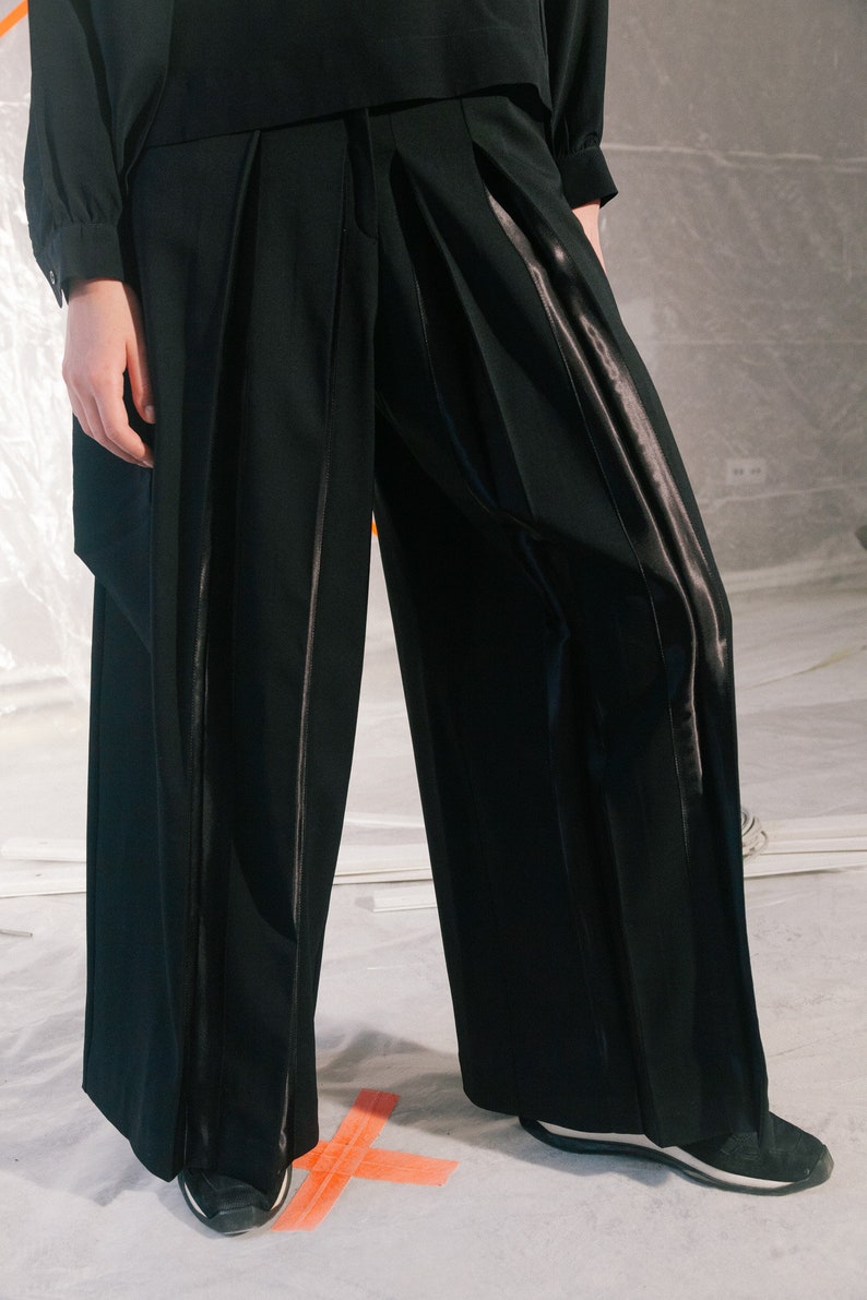 Black trouser skirt,Black Wide Leg Pants,Loose Wide Leg Pants,Wide Leg Pants,Women pants,Black women's trousers,relaxed fit pants,Trousers image 3