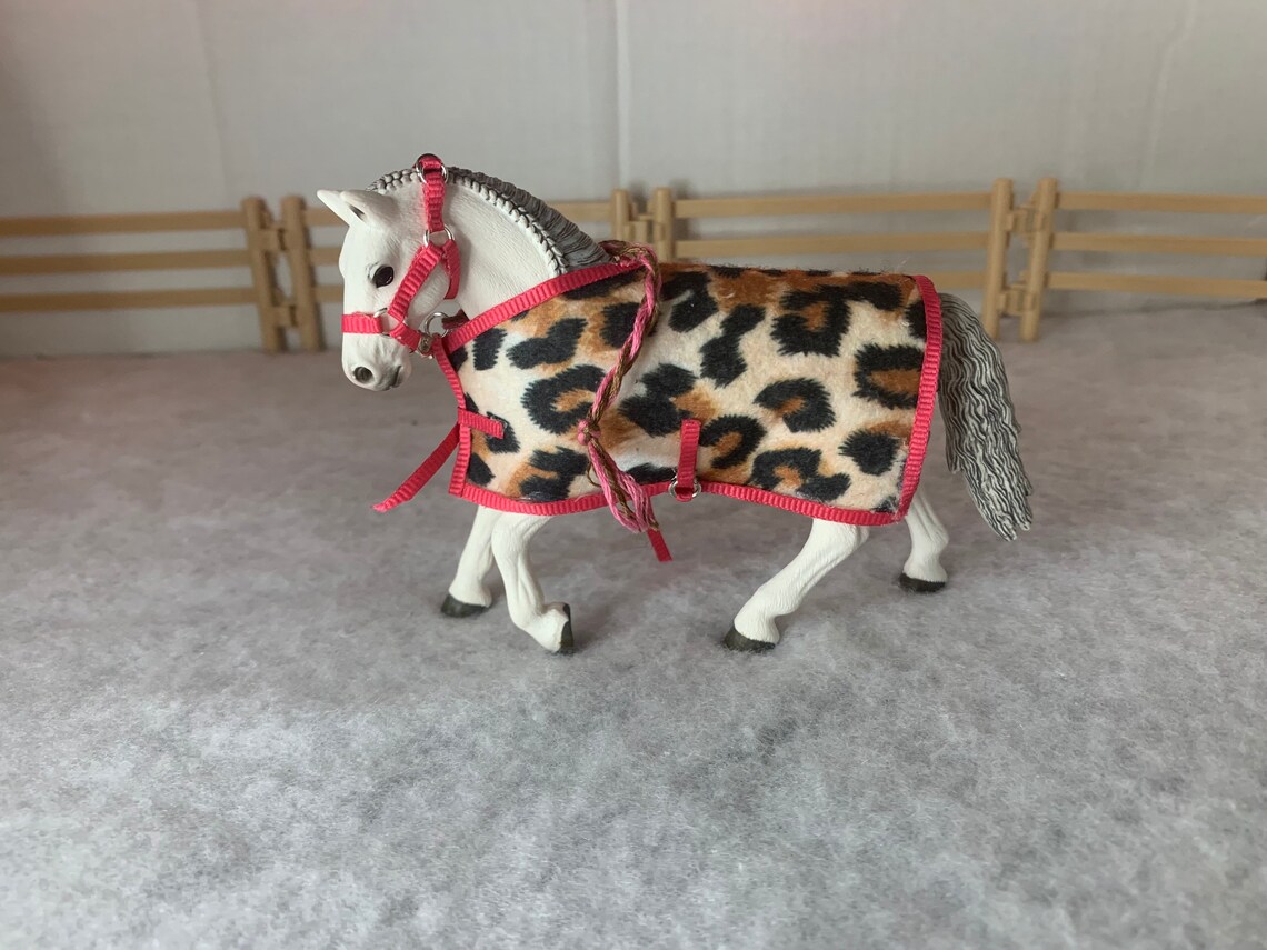 Hot pink and leopard print horse blanket halter and lead rope Etsy