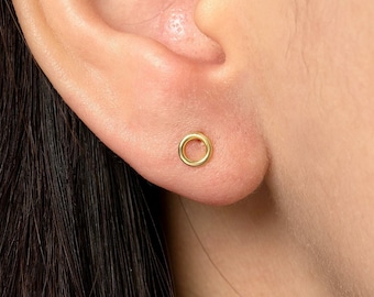 Circle stud earrings, Open circle earrings, Gold tiny studs, Minimalist earrings, Small stud earrings, Round stud earrings, Cartilage studs