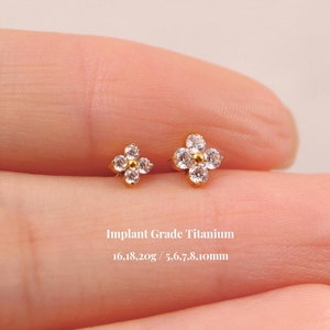 Titanium 3mm 4mm Cz  Flower Threadless Push Pin Labret, Flower Flat Back, Cartilage Conch Tragus Helix Stud, Cz Flower Earring, 16G 18G 20G