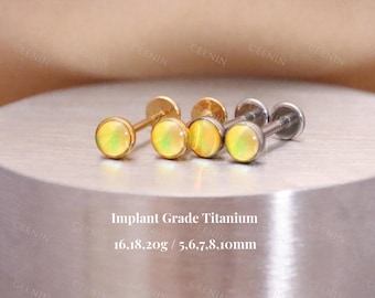 Brinco de titânio amarelo com efeito de gotejamento de óleo, modelo labret sem rosca com pino de pressão, para cartilagem, concha, hélix, tragus e nariz.