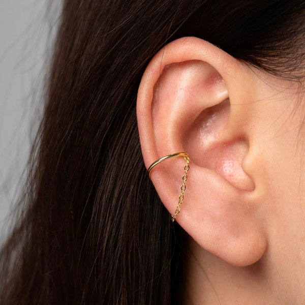 Dainty chain ear cuff, Fake helix ear cuff no piercing, Conch ear cuff, Cartilage earrings, Small ear cuff, Gold chain earrings