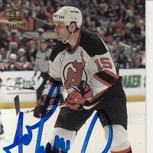 John MacLean autographed Hockey Card (New Jersey Devils) 1995