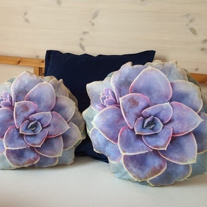 Set of 2 Suculent Pearl Cushion/ 2 Pillows cactus/Flowers Pillows/set of pillows image 2