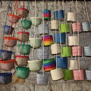 Hanging or hanging pot baskets - Plant or spice rack or storage - rattan wicker basket