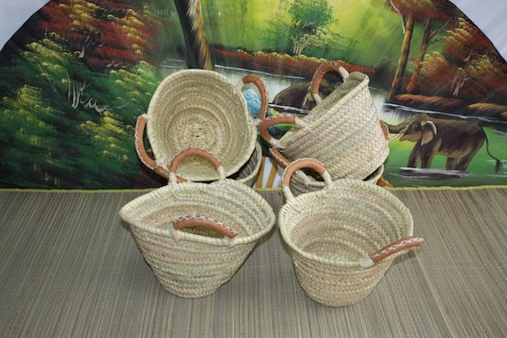 Beautiful Small Basket for Kids - Braided Palm Leaf - girl and boy rattan  straw bag - Price in batches
