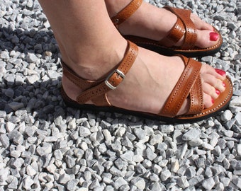 WOMEN'S LEATHER SANDALS - Crossed straps and heel clips - Handmade - Maxi Comfort - From 35 to 42 -