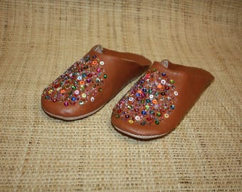 Soft camel leather slippers with multi-colored sequins - Comfortable leather slippers. 100% handmade - Women's sizes 36 to 42!