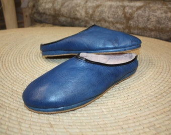 Confortables Chaussons ouverts en CUIR - fourrure Chaude - Bleu Jeans - Couture "cousu retourné" - Homme et Femme - Du 35 au 45