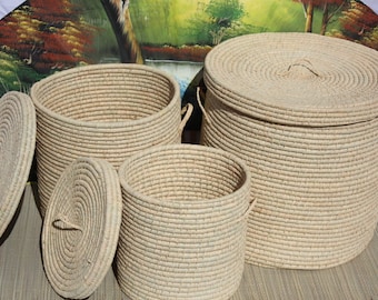 Runder Wäschekorb - HANDGEWEBT aus RAFFIA - Korb mit Deckel - Weidenstrohrattan -
