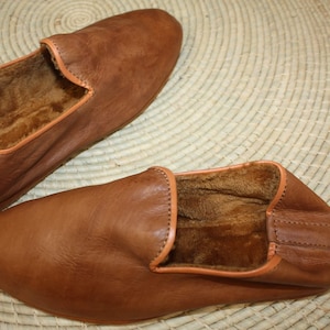 Chaussons CUIR Chaud & Confortable Marron Camel Talons pliables Couture cousu retourné Homme et Femme Du 35 au 45 image 5