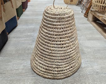 GROSSE ANHÄNGER-Rattankegel - Durchbrochene Leuchte, Strohleuchter, marokkanischer Palmenlampenschirm