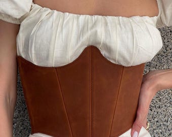 Ceinture corset en cuir, corset renaissance grande taille, corset marron, lingerie en cuir, corset fait main à lacets, corset sur mesure