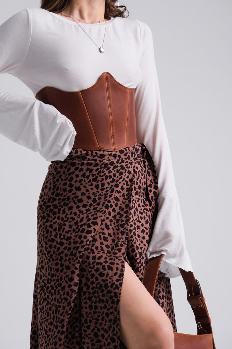 Leather corset belt underbust, custom made corset, plus size corset vintage, renaissance corset belt, brown corset
