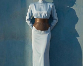 Falda peplum de cuero con cinturón, corsé ancho estilo vasco