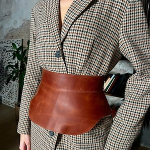 Leder Schößchen Obi Gürtel, breiter Kleiderbaskengürtel, Taillenschößchen Lederrock, Lederkorsett Gürtelrock, Alle Farben sind verfügbar